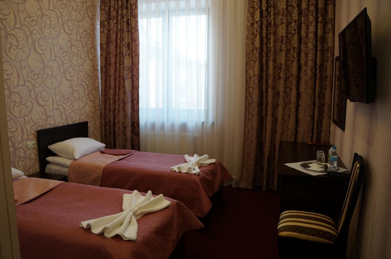 Best Hotel And Restaurant Complex Дунаївці Номер фото