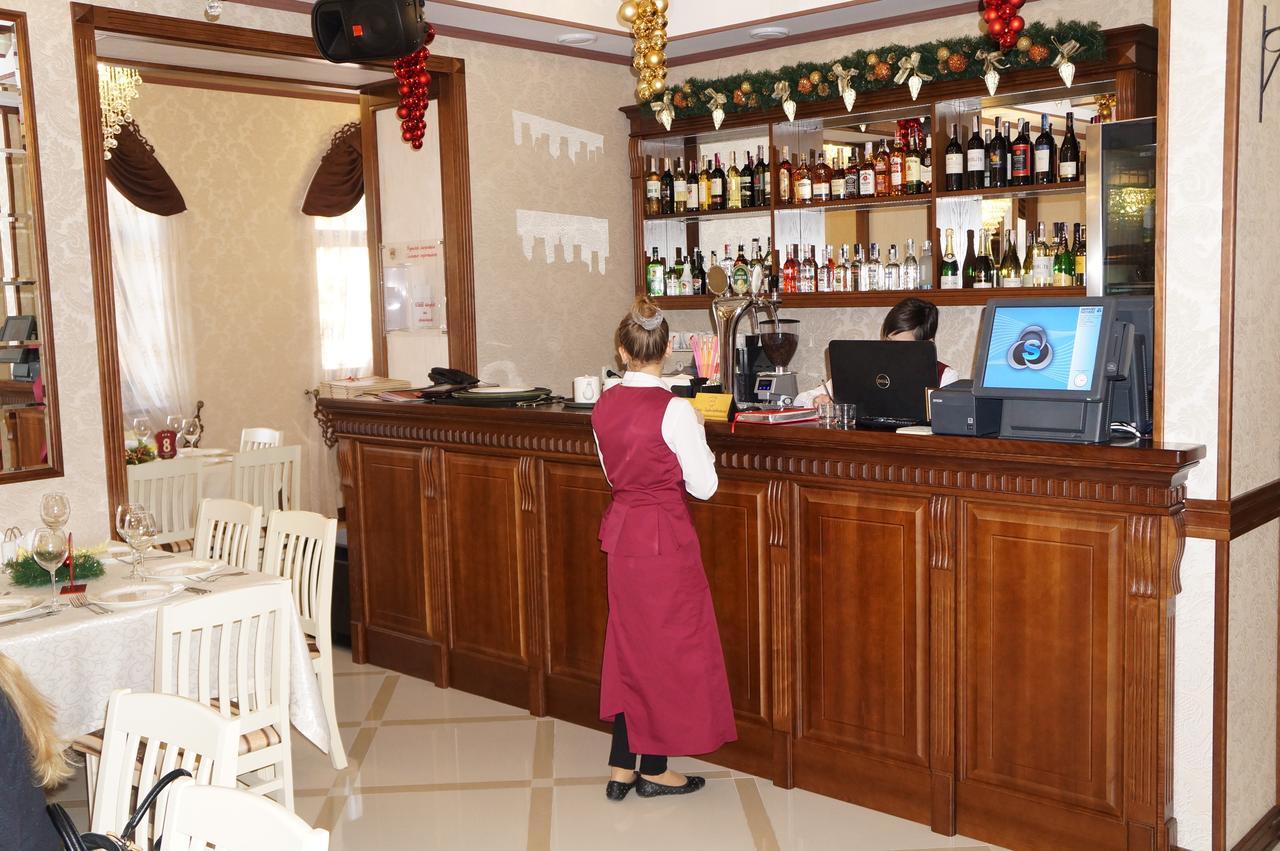 Best Hotel And Restaurant Complex Дунаївці Екстер'єр фото