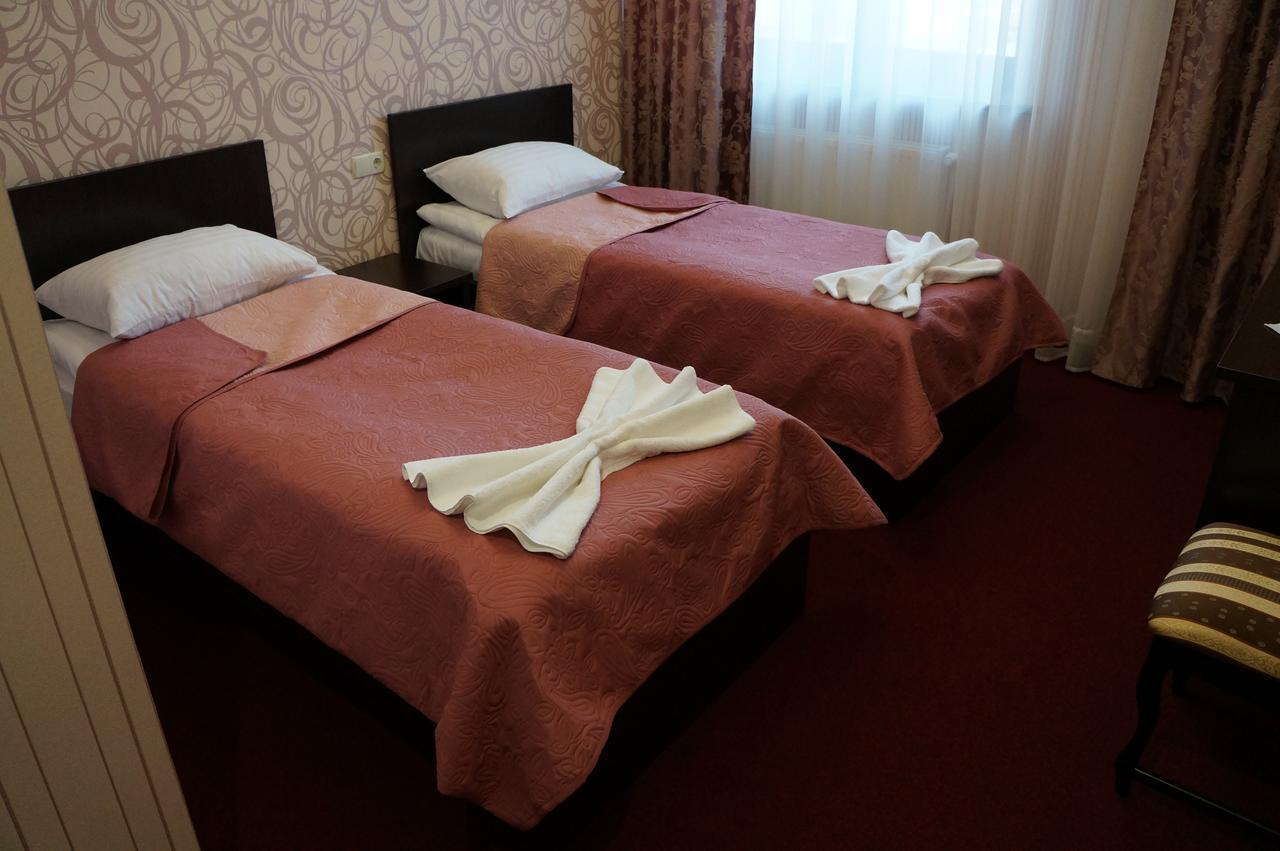 Best Hotel And Restaurant Complex Дунаївці Номер фото