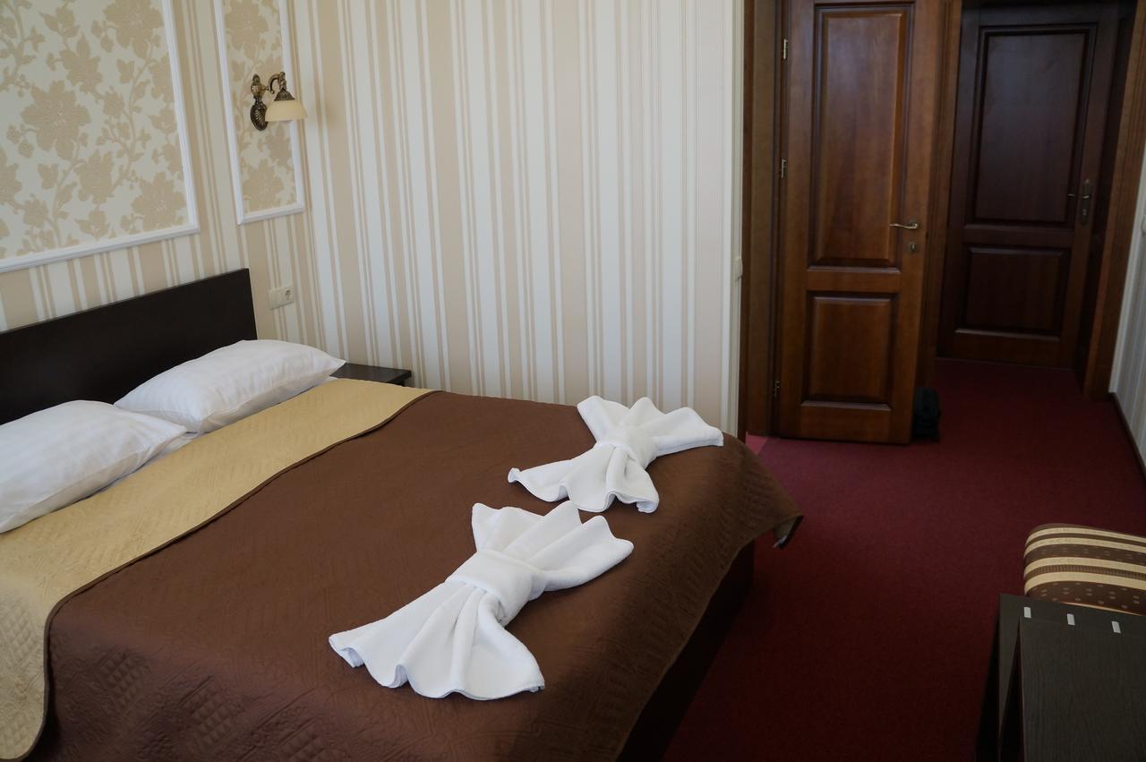 Best Hotel And Restaurant Complex Дунаївці Номер фото