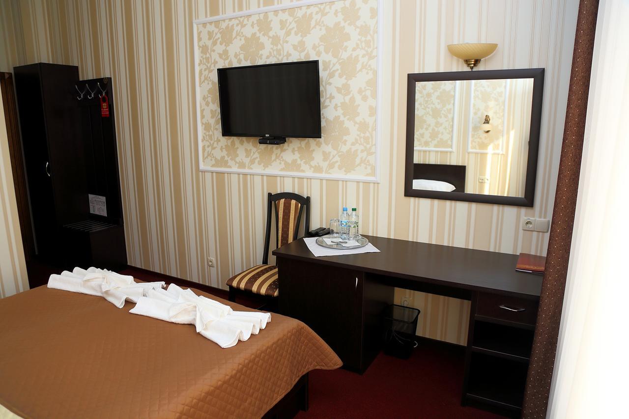 Best Hotel And Restaurant Complex Дунаївці Номер фото